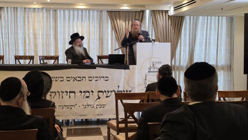 באדיבות המצלם