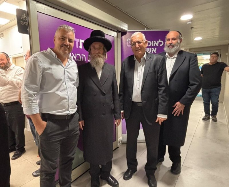 יחצ