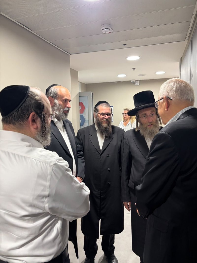יחצ