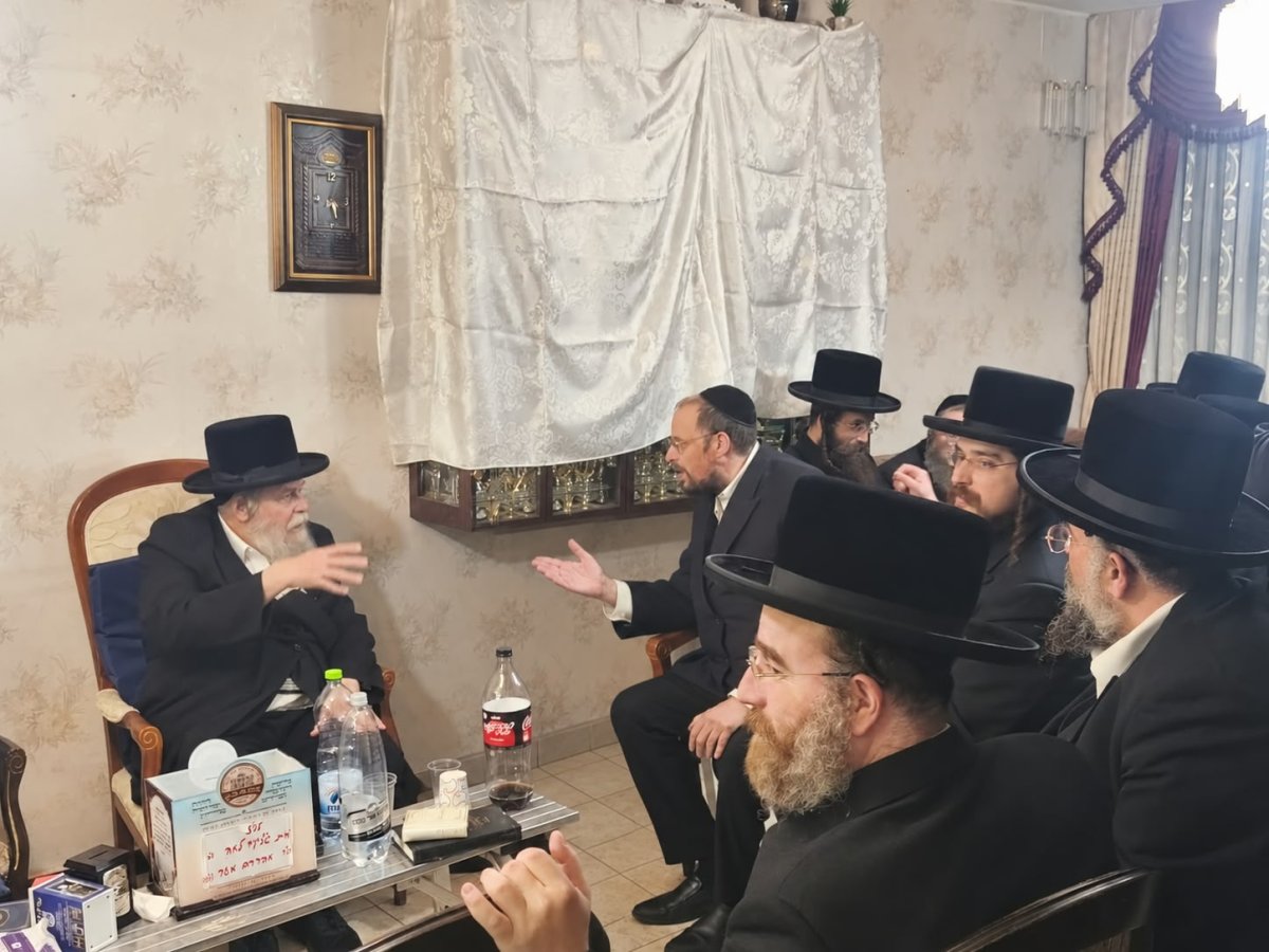 באדיבות המצלם