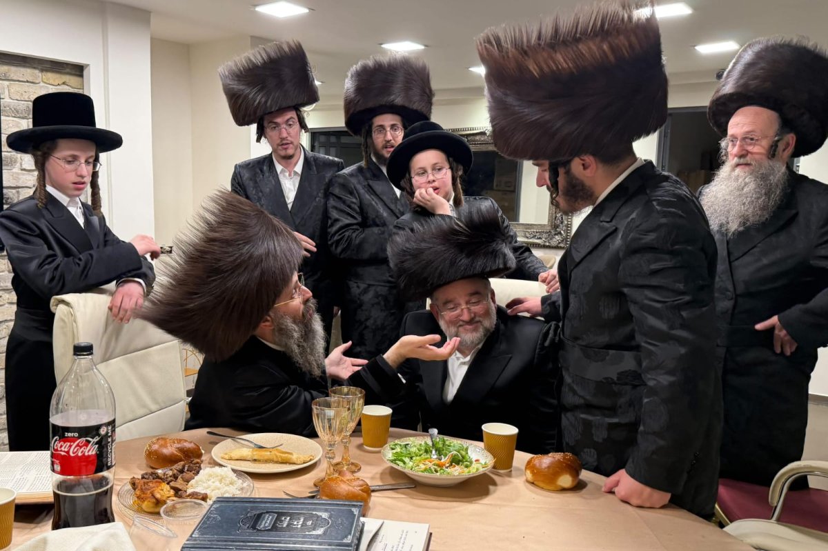 באדיבות המצלם