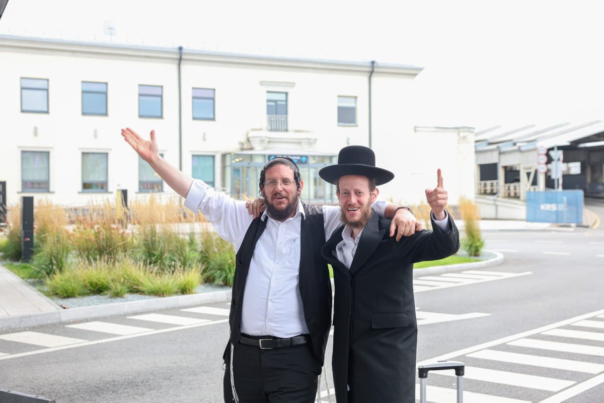 באדיבות המצלם