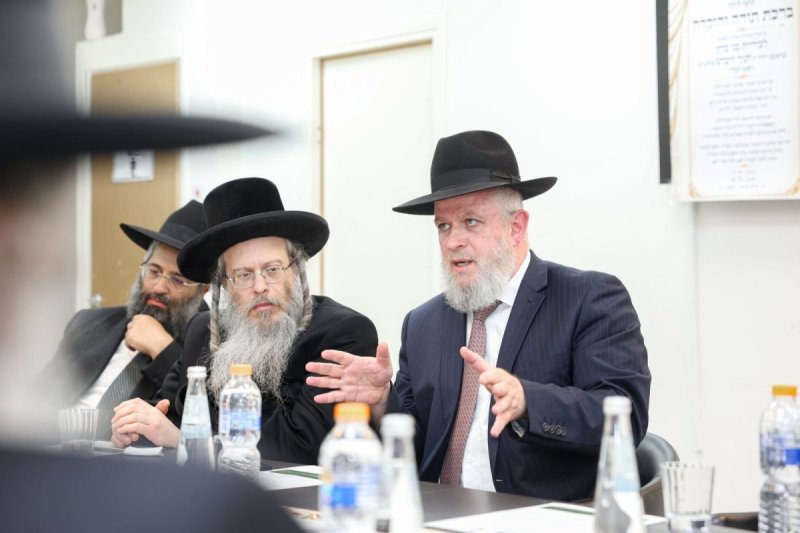 א. אייזנבאך