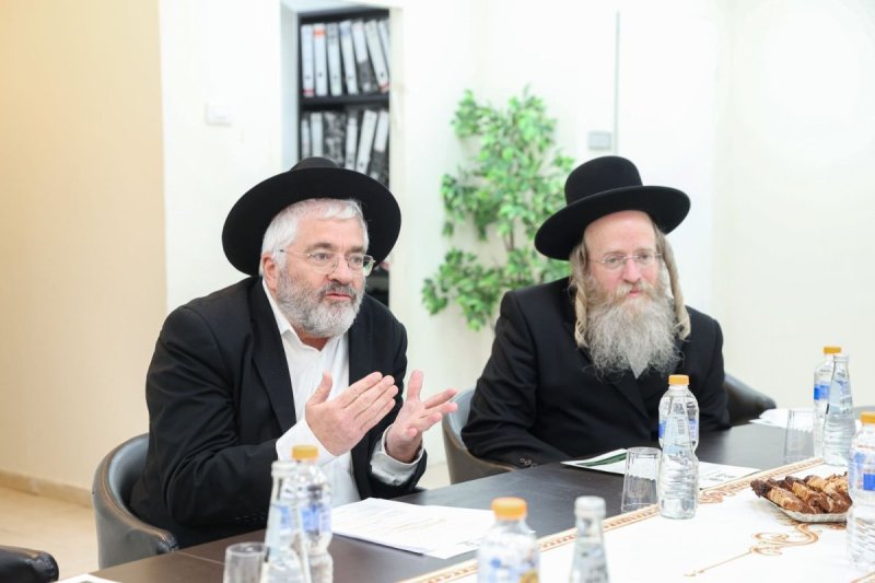 א. אייזנבאך