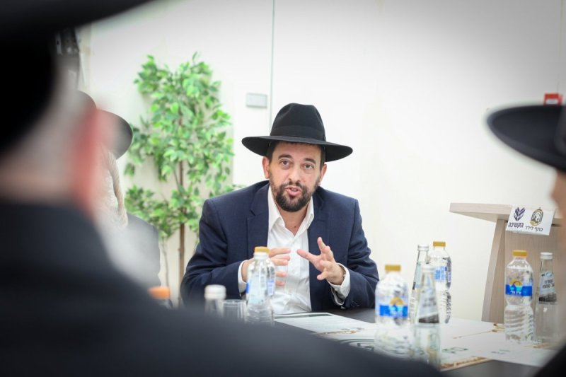 א. אייזנבאך