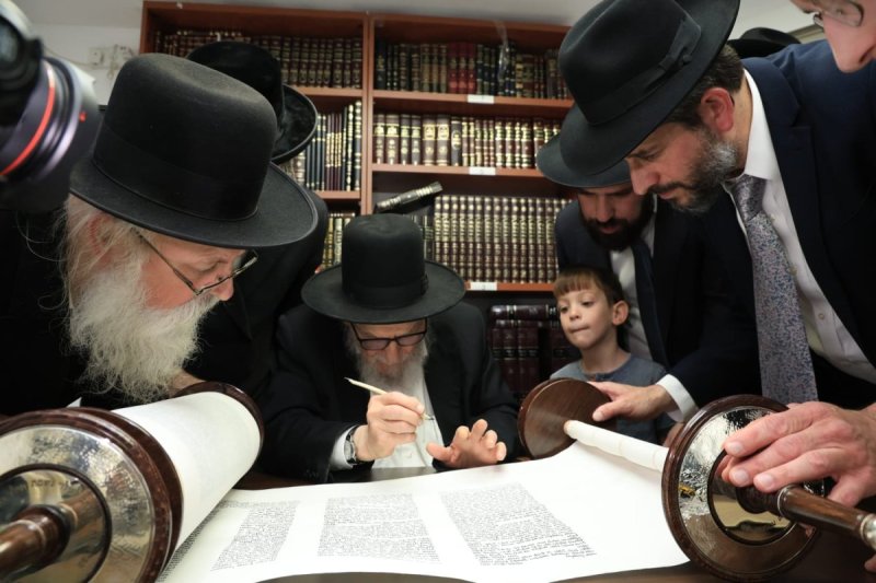 מאיר זלזניק, עזרא טרבלסי, ים לביא