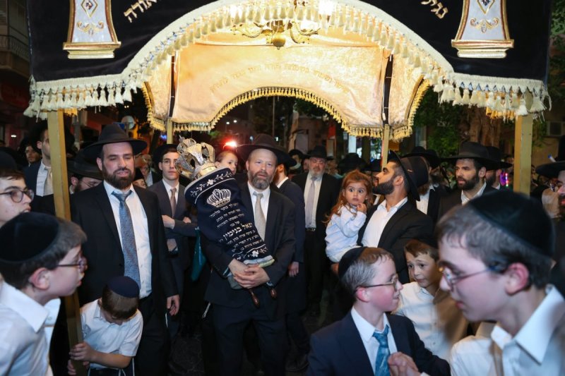 מאיר זלזניק, עזרא טרבלסי, ים לביא