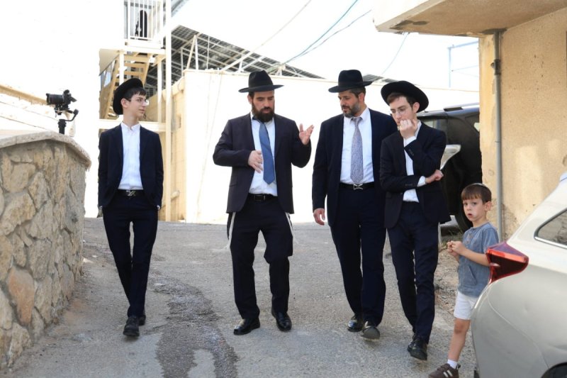 מאיר זלזניק, עזרא טרבלסי, ים לביא