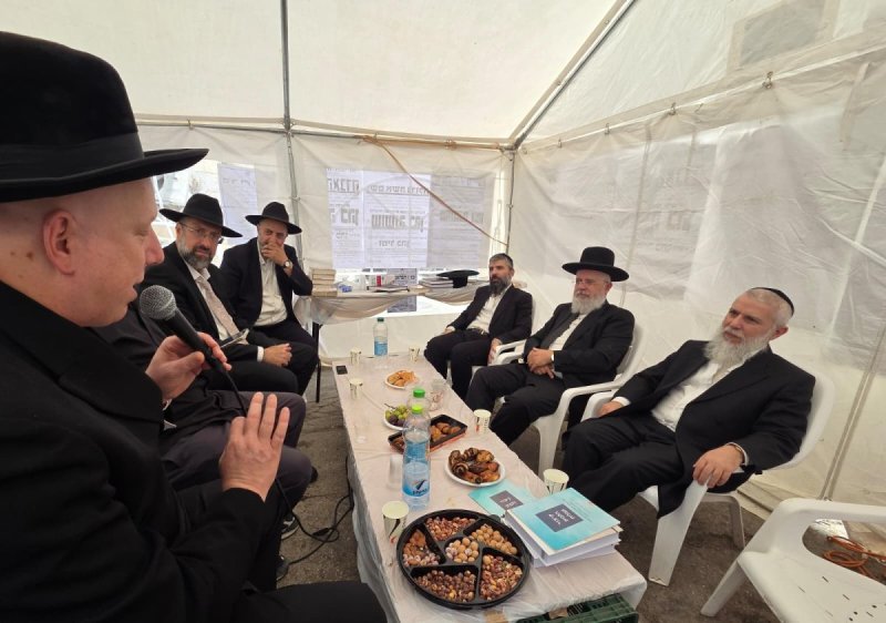 באדיבות המצלם