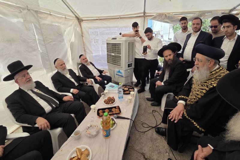 באדיבות המצלם