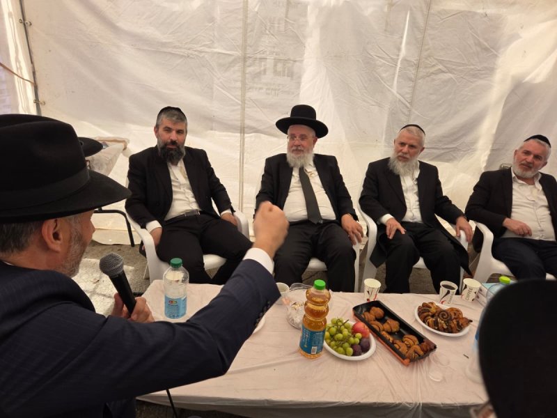 באדיבות המצלם