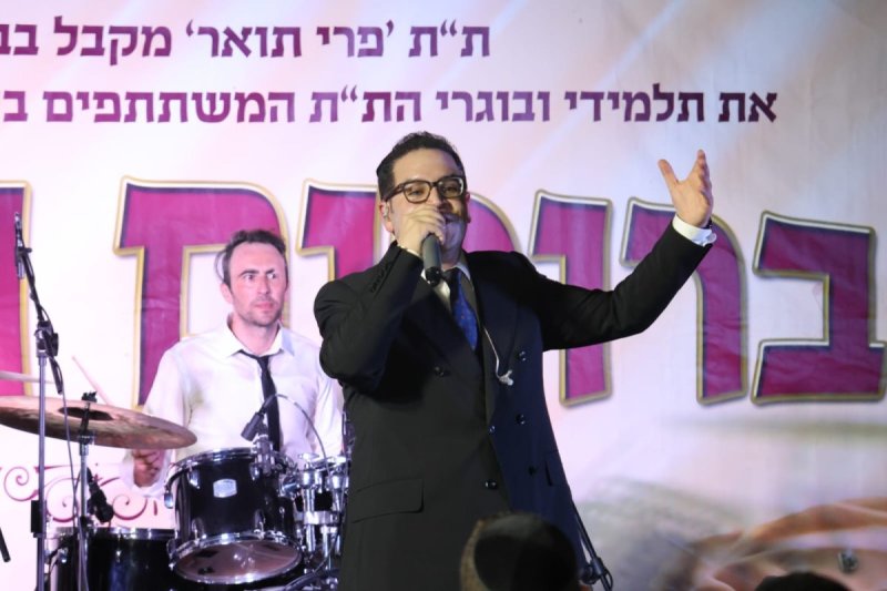 באדיבות המצלם