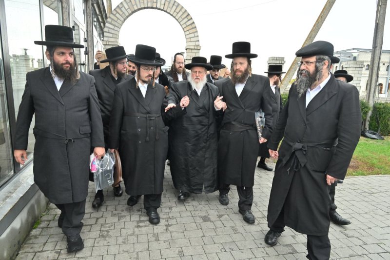 באדיבות המצלם