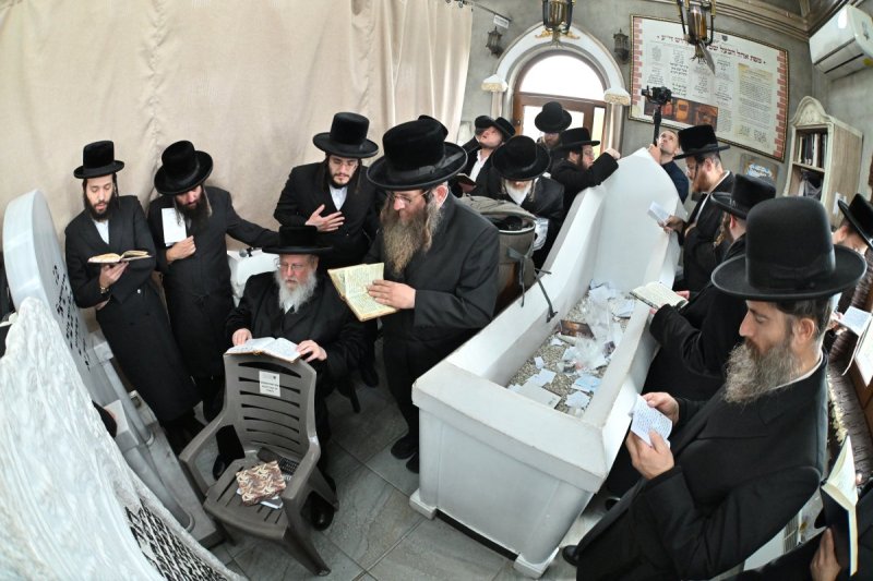 באדיבות המצלם
