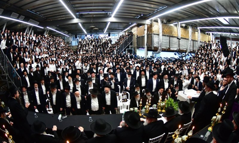 15 שנים לר' נתן צבי: מעמד אדיר בישיבת מיר של עשרות סיומי ש"ס | תיעוד